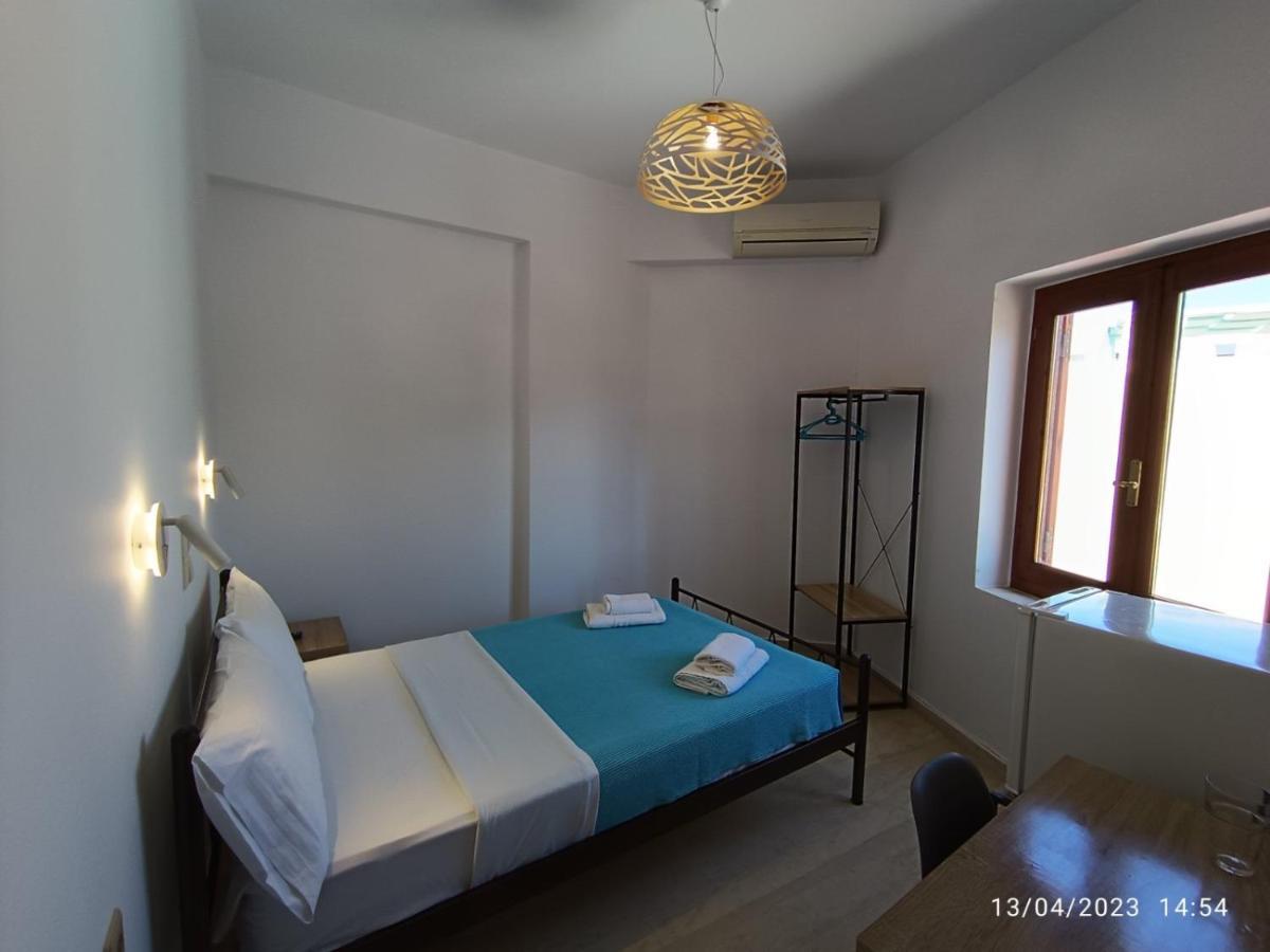Imeros Chrissi Akti Chania Exterior foto